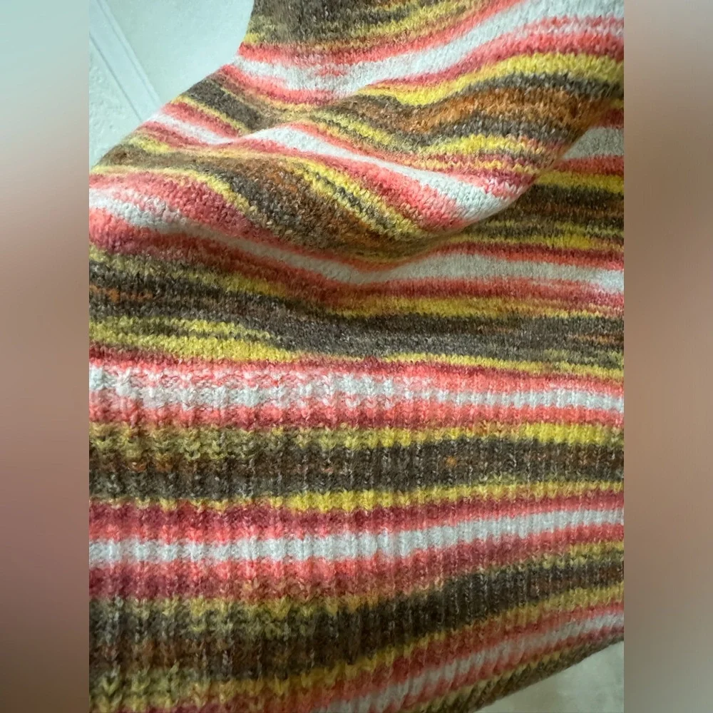 NWT DEX Sunset stripped cardigan size S super soft
